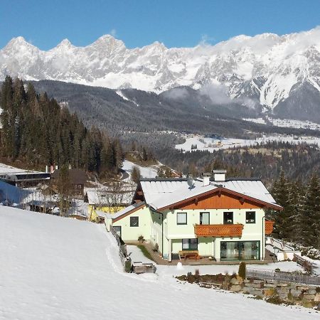 Haus Schuetter Apartment Schladming Bagian luar foto